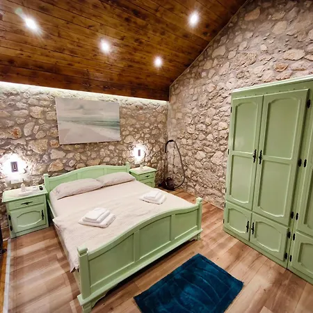 Stone Retreat