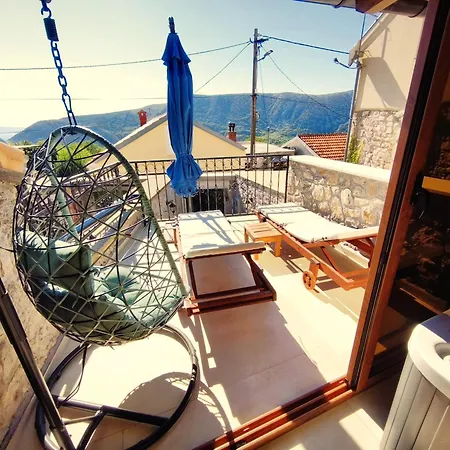 Stone Retreat Vila